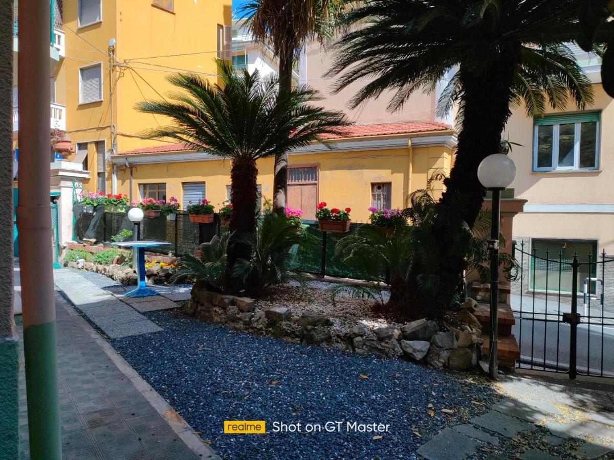 Villa Arcobaleno Rondo Garibaldi サンレモ エクステリア 写真