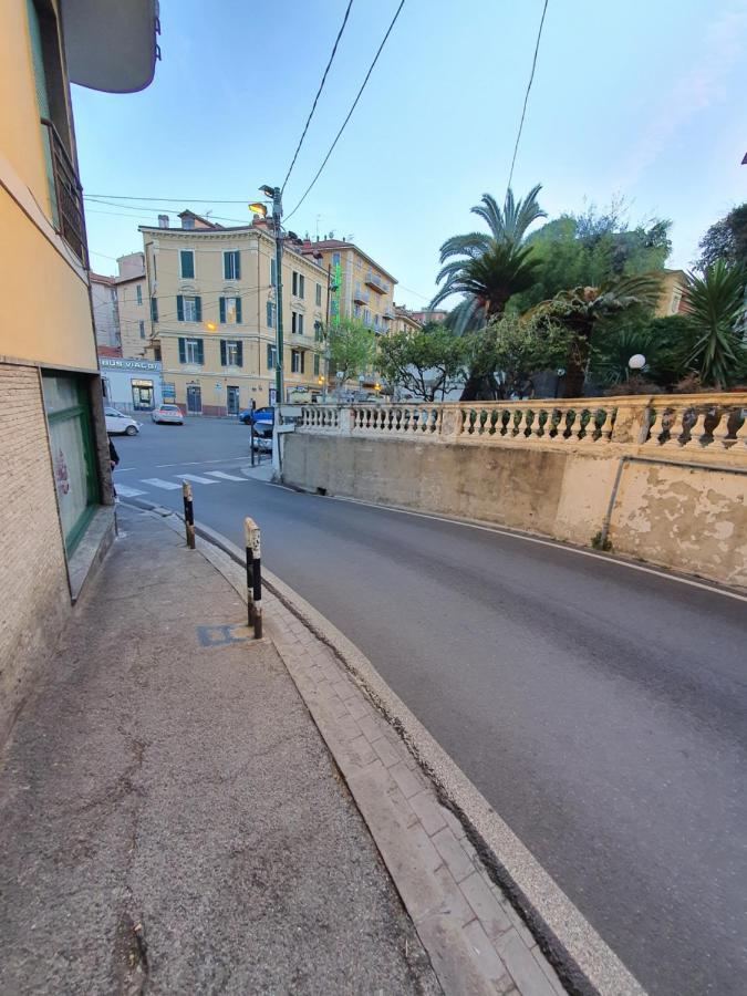 Villa Arcobaleno Rondo Garibaldi サンレモ エクステリア 写真